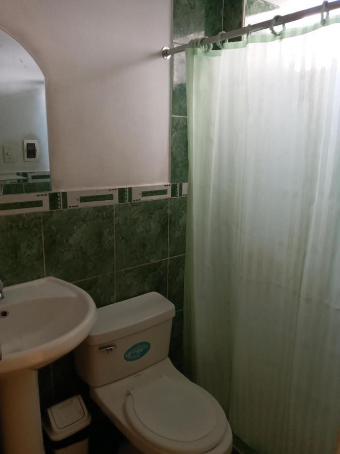 أنداهوايلاس El Parque Hotel المظهر الخارجي الصورة