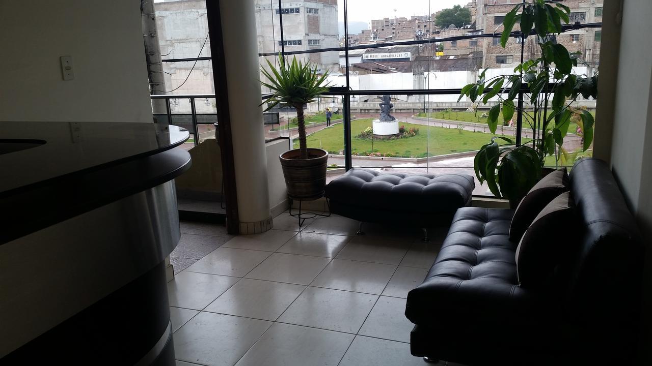 أنداهوايلاس El Parque Hotel المظهر الخارجي الصورة